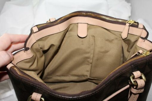 Coach (F26187) Carryall - Image 4